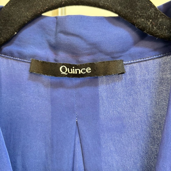 Quince Women's Blue Washable Silk Stretch Sleeveless Top Size Small - Picture 2 of 12